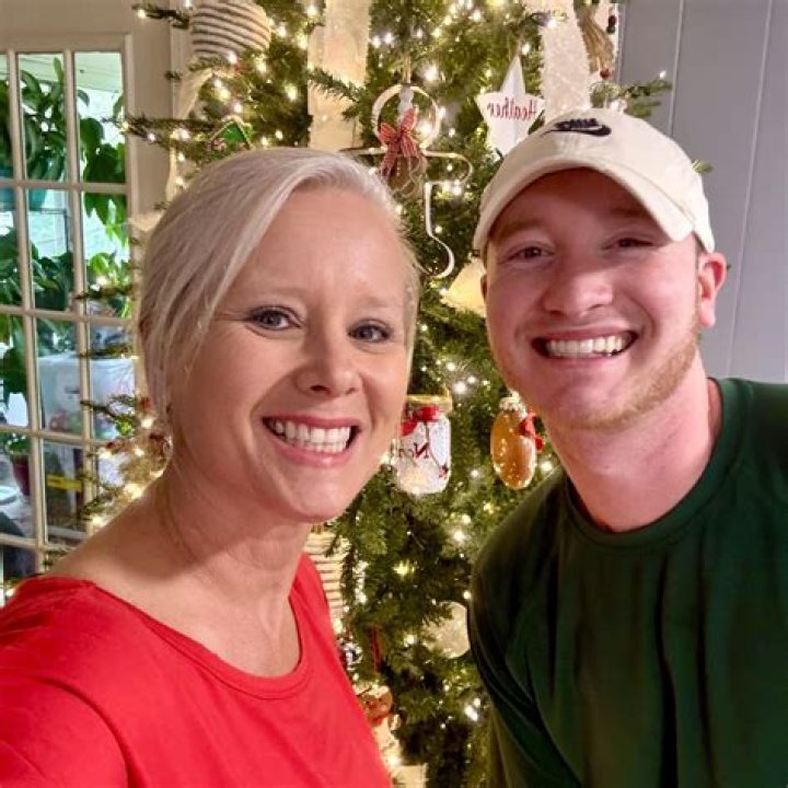 Josh Godfrey (webvideostar)-Wiki, Age, Net Worth, Biography , Spotify, TikTok, Facebook, Facts and Family