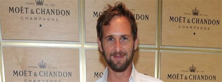 Josh Lucas - Bio, Age, net worth, height, Wiki, Facts and Family