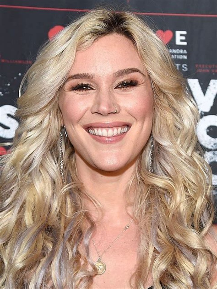Joss Stone - Bio, Age, Wiki, Facts and Family
