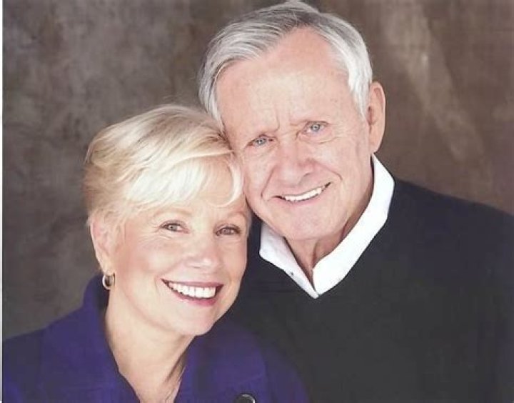 Joyce Bulifant - Bio, Age, Wiki, Facts and Family