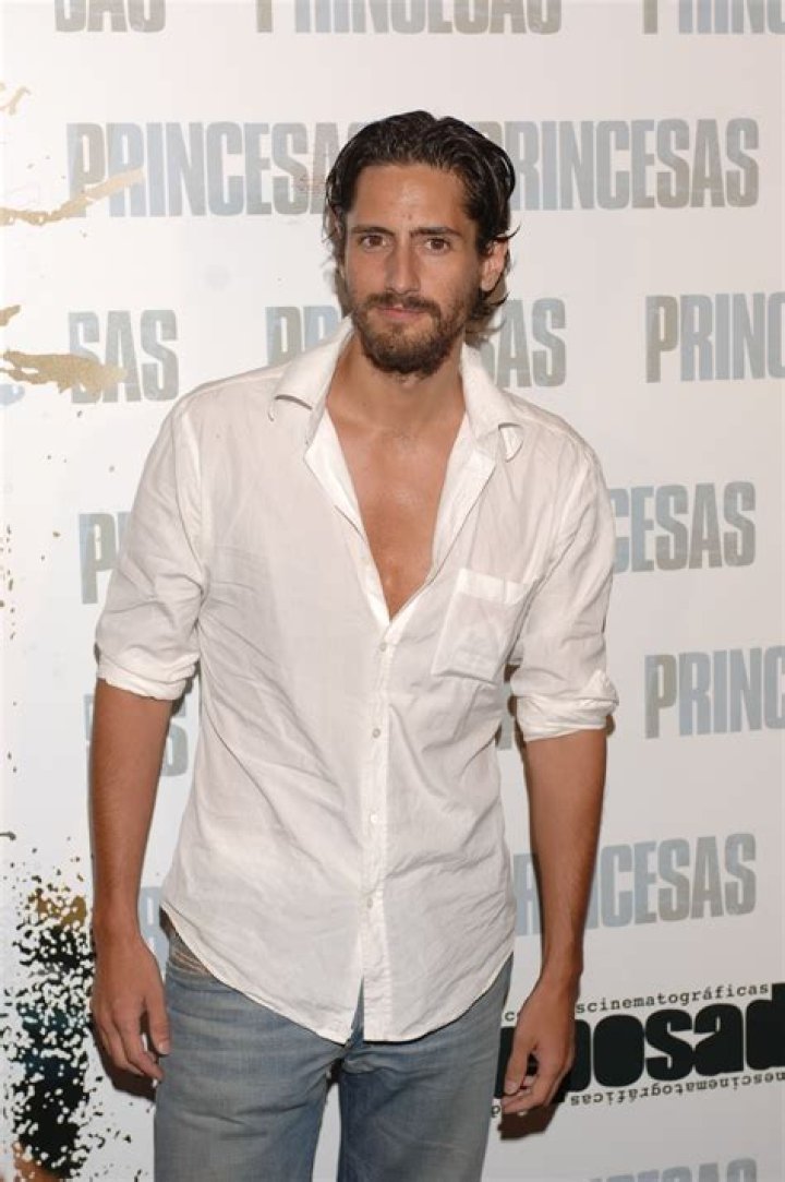 Juan Diego Botto - Bio, Age, siblings, height, Wiki, Facts and Family