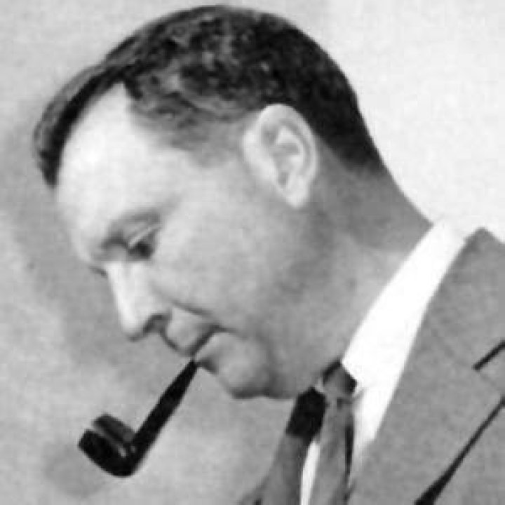 Juan Trippe - Bio, Age, Wiki, Facts and Family