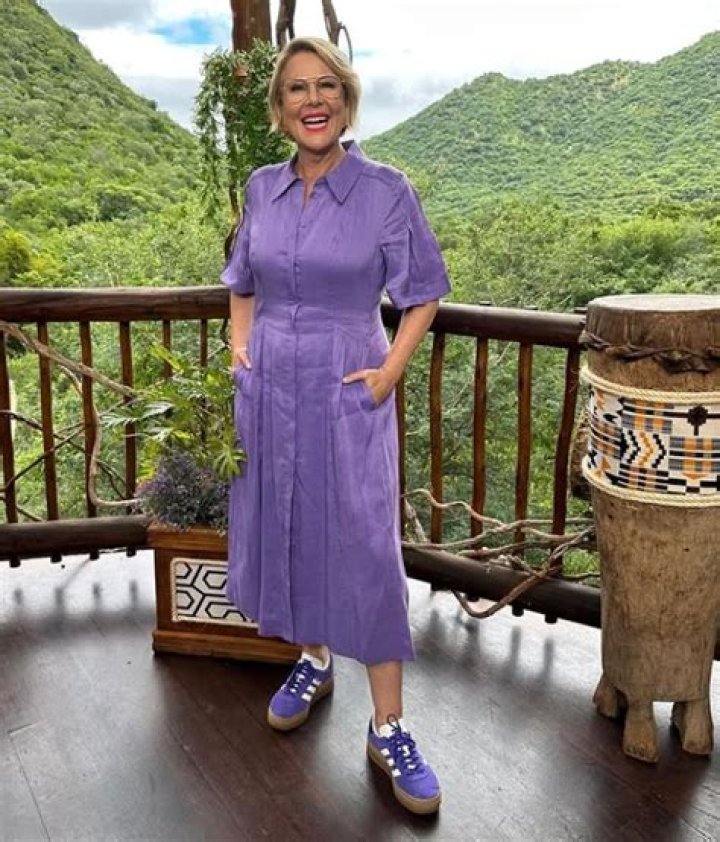 Julia Morris - Bio, Age, Wiki, Facts and Family