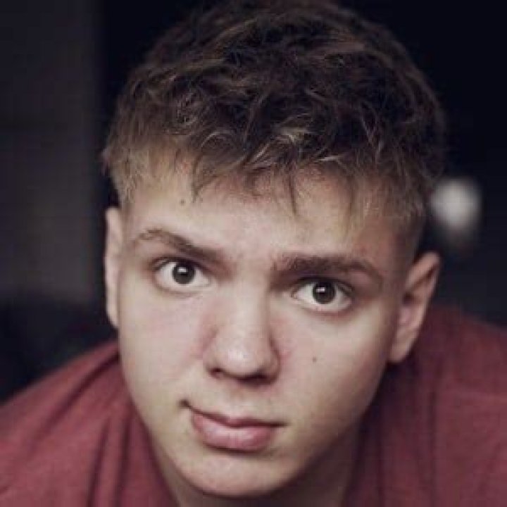 Julian Frysztacki - Bio, Age, Wiki, Facts and Family
