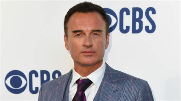 Julian McMahon - Bio, Age, net worth, height, weight, Wiki, Facts and Family