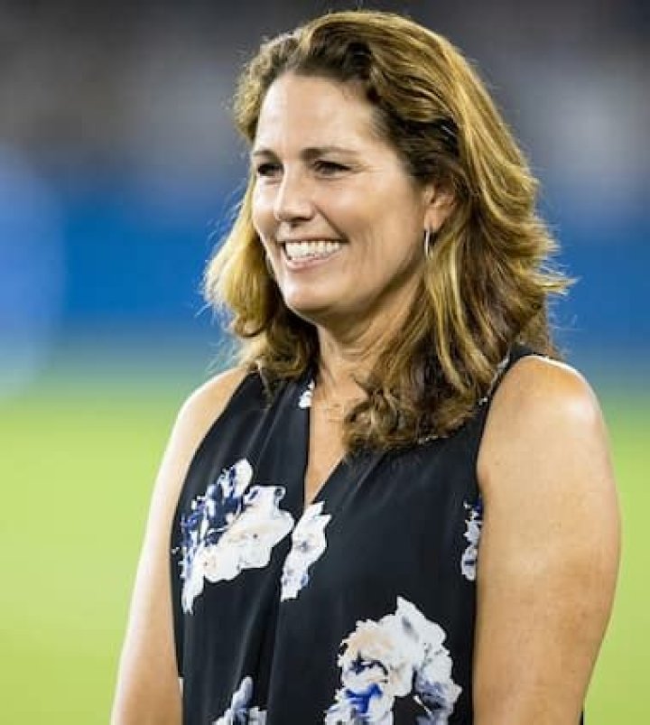 Julie Foudy - Bio, Age, Wiki, Facts and Family