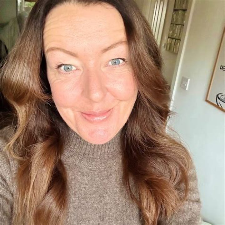 Julie Stanton - Bio, Age, Wiki, Facts and Family