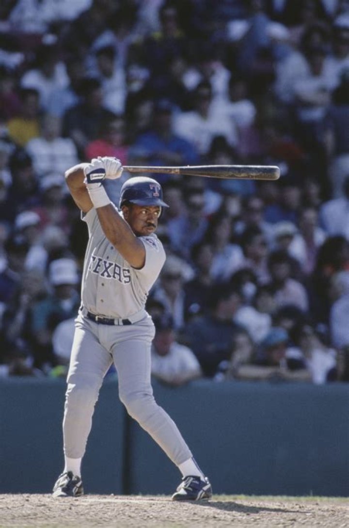 Julio Franco - Bio, Age, net worth, Wiki, Facts and Family