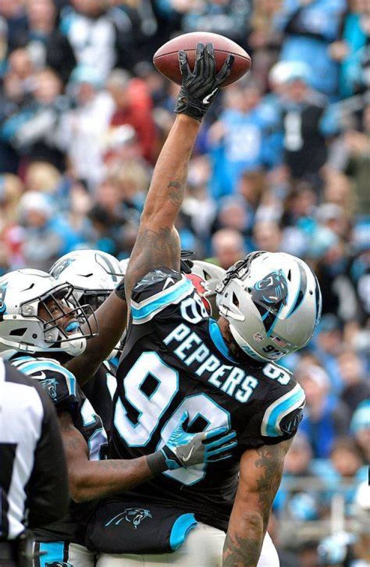 Julius Peppers - Bio, Age, net worth, height, Wiki, Facts and Family
