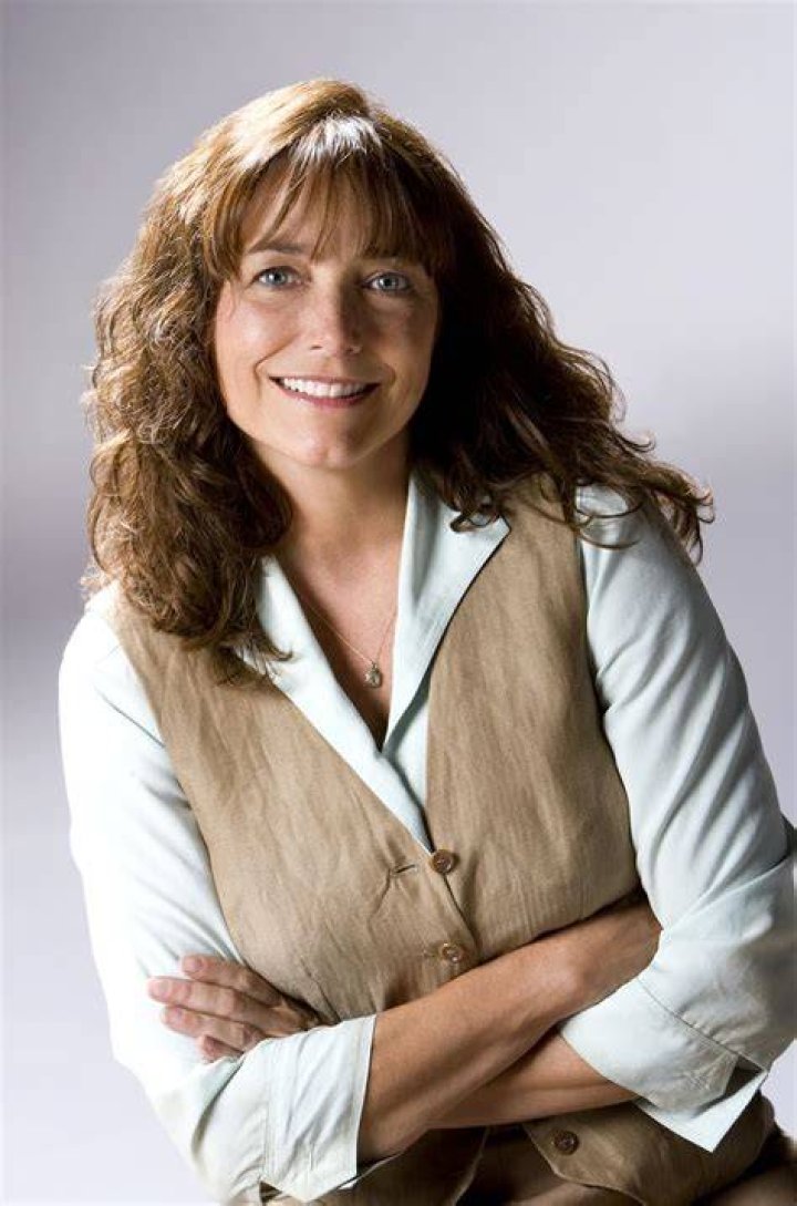 Karen Allen - Bio, Age, Wiki, Facts and Family