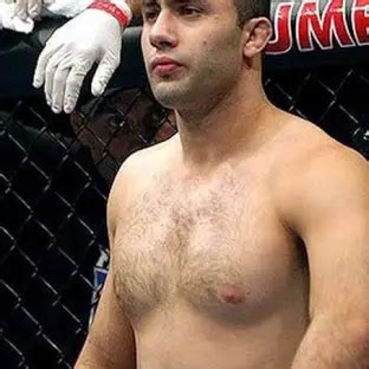 Karo Parisyan - Bio, Age, net worth, weight, height, Wiki, Facts and Family