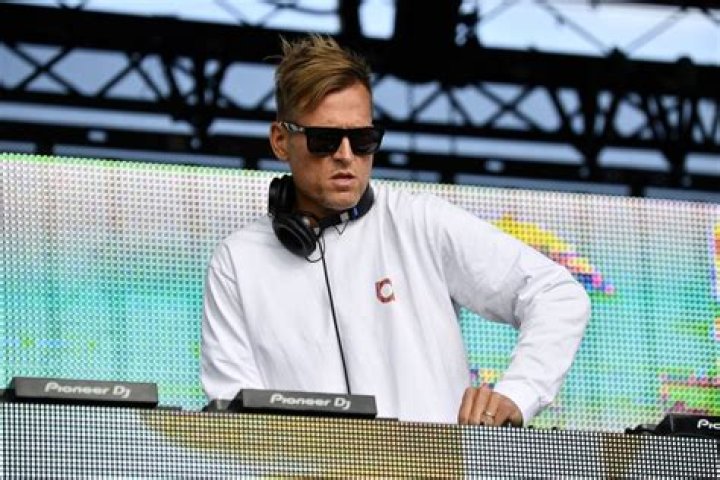 Kaskade - Bio, Age, net worth, Wiki, Facts and Family