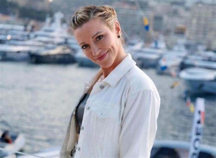 Katie Cassidy - Bio, Age, Wiki, Facts and Family