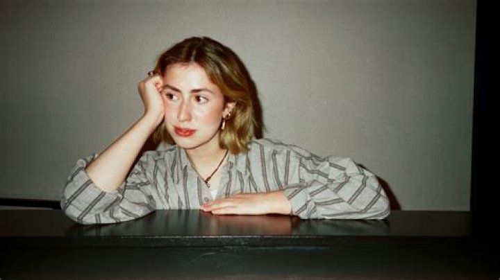 Katie Gregson-MacLeod (singer)-Wiki, Age, Net Worth, Biography , Spotify, TikTok, Facebook, Facts and Family
