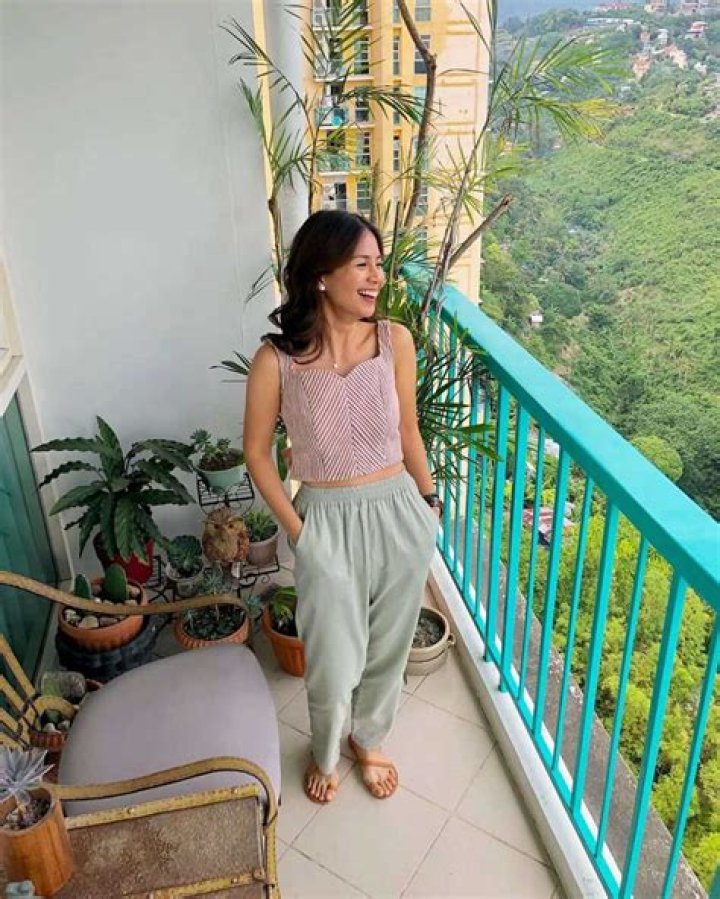 Kaye Abad - Bio, Age, Wiki, Facts and Family