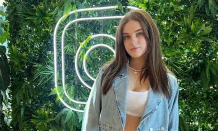 Kayla Oxley - Bio, Age, Wiki, Facts and Family