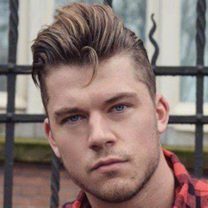 Kaz van der Waard - Bio, Age, Wiki, Facts and Family
