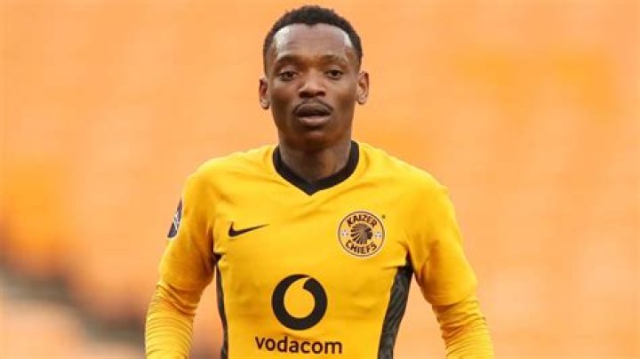 Khama Billiat - Bio, Age, height, Wiki, Facts and Family
