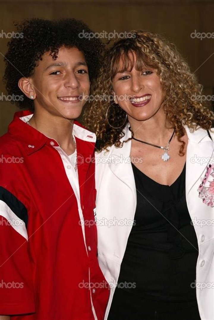 Khleo Thomas - Bio, Age, net worth, siblings, height, Wiki, Facts and Family