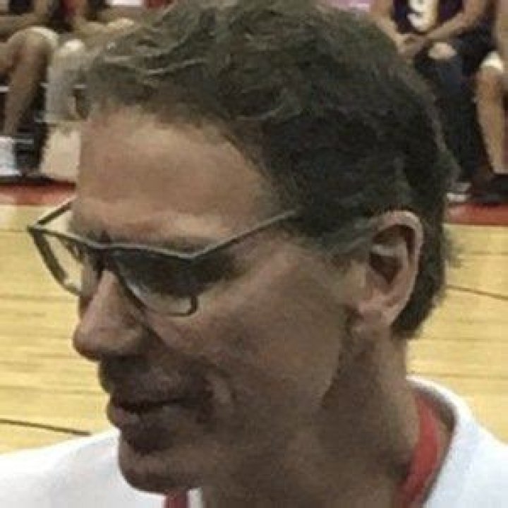 Kiki Vandeweghe - Bio, Age, height, Wiki, Facts and Family