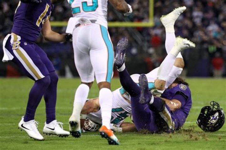 Kiko Alonso - Bio, Age, height, Wiki, Facts and Family