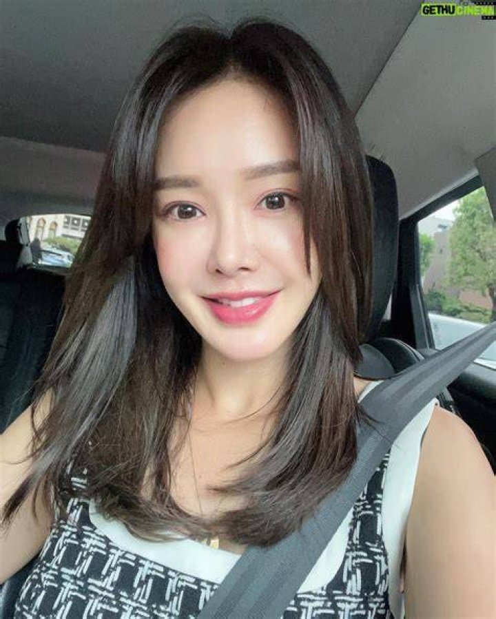 Kim Sun-young (actress)-Wiki, Age, Net Worth, Biography , Spotify, TikTok, Facebook, Facts and Family