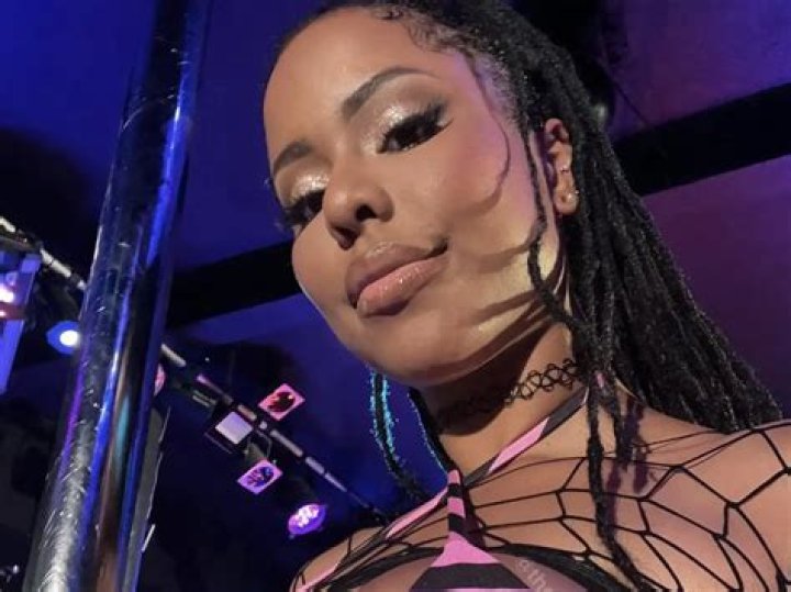 Kira Noir - Bio, Age, Wiki, Facts and Family