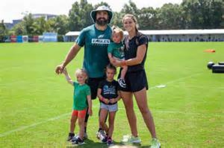 Kylie Kelce: Family Member Detailed Bio, Age, Birthday, & Height Insights and more