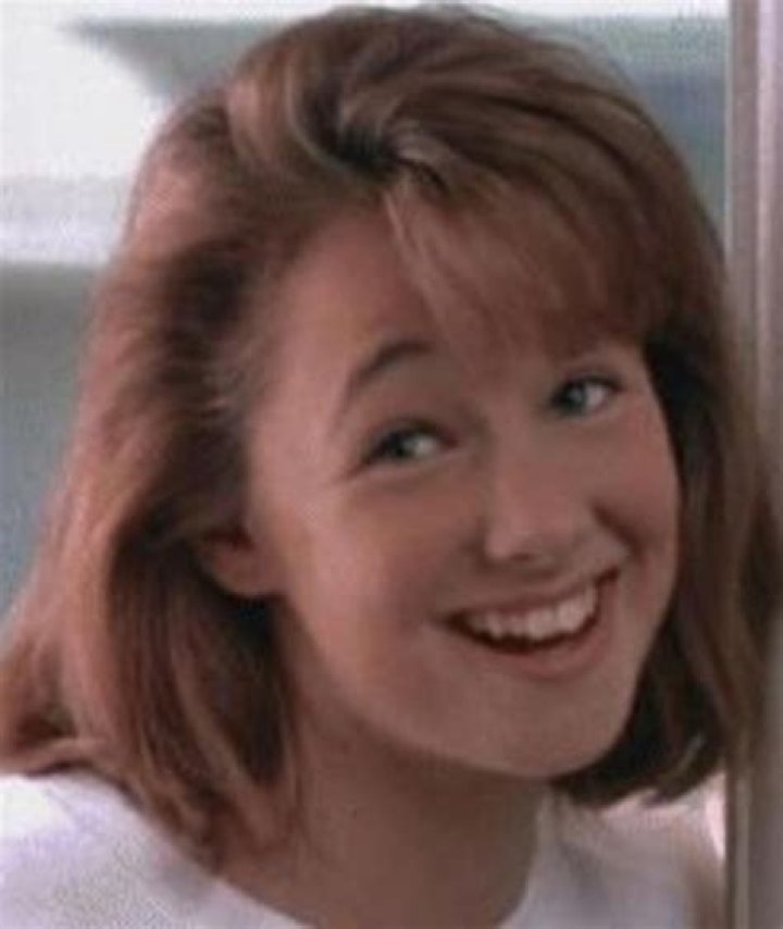 Laura Mooney (actress) - Wikipedia, Age, Net Worth, Biography , Spotify, TikTok, Facebook, Facts and Family