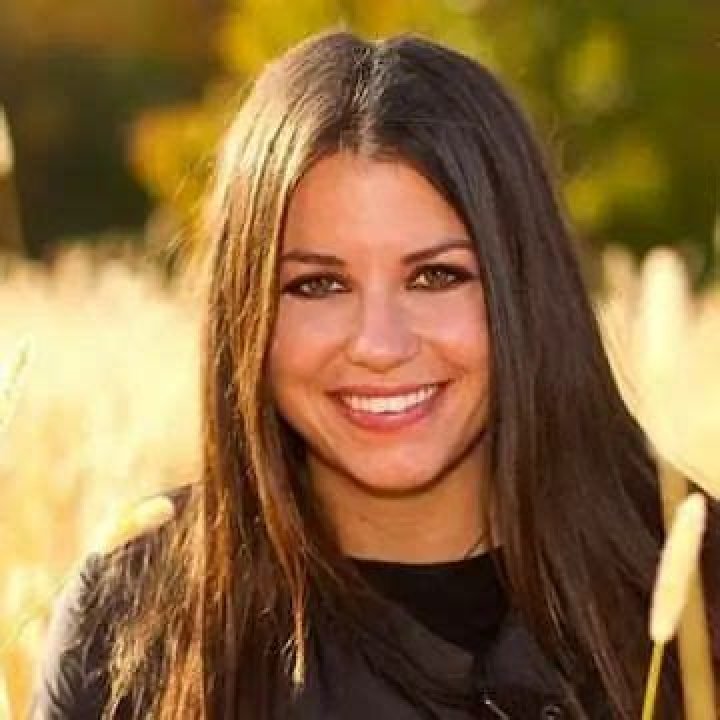 Laura Zerra - Bio, Age, Wiki, Facts and Family