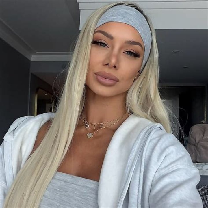 Lauren Simpson - Bio, Age, Wiki, Facts and Family