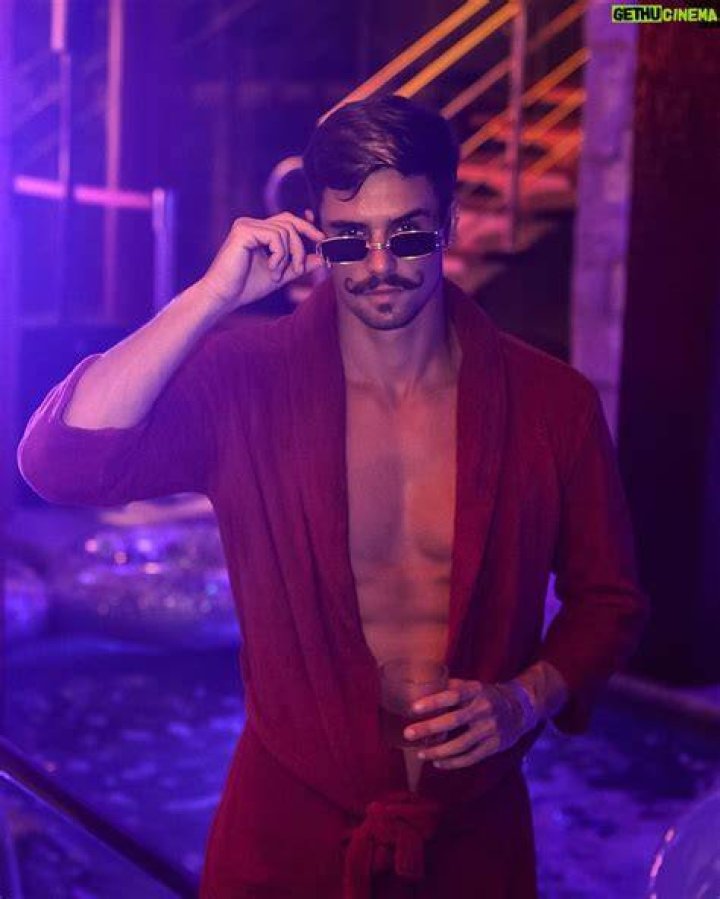 Leandro David - Bio, Age, Birthday, Wiki, Facts and Family
