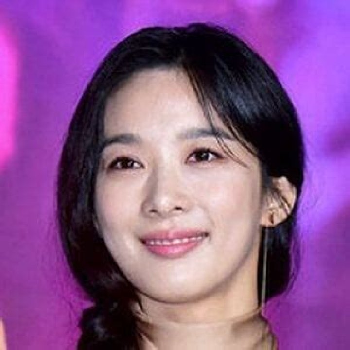 Lee Chung-ah: TV Actress Detailed Bio, Age, Birthday, & Height Insights and more