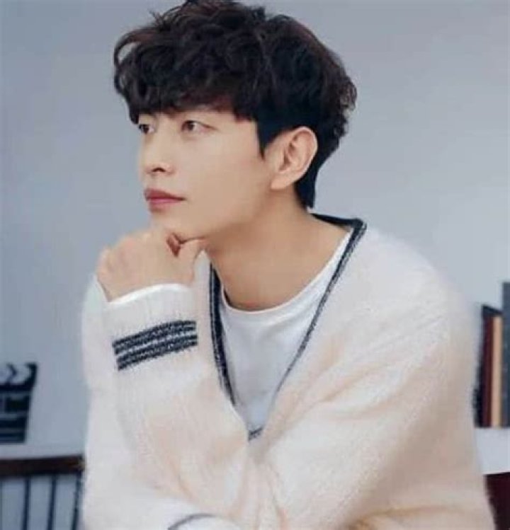 Lee Min Ki - Bio, Age, height, Wiki, Facts and Family