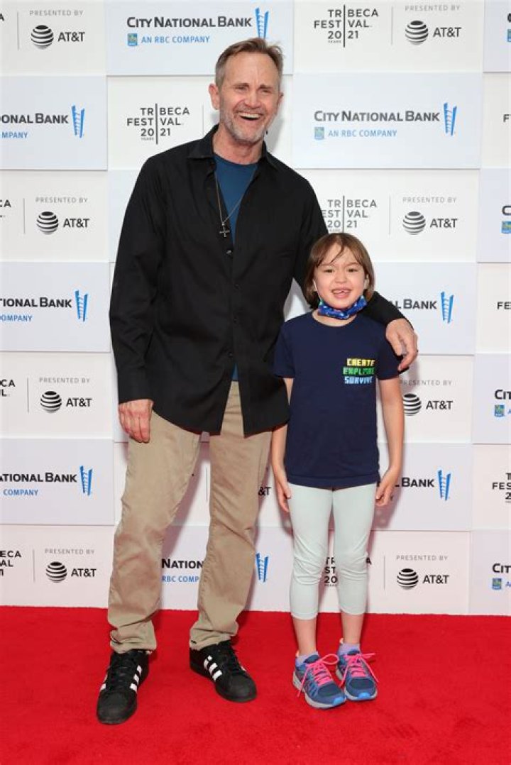 Lee Tergesen - Bio, Age, net worth, height, Wiki, Facts and Family