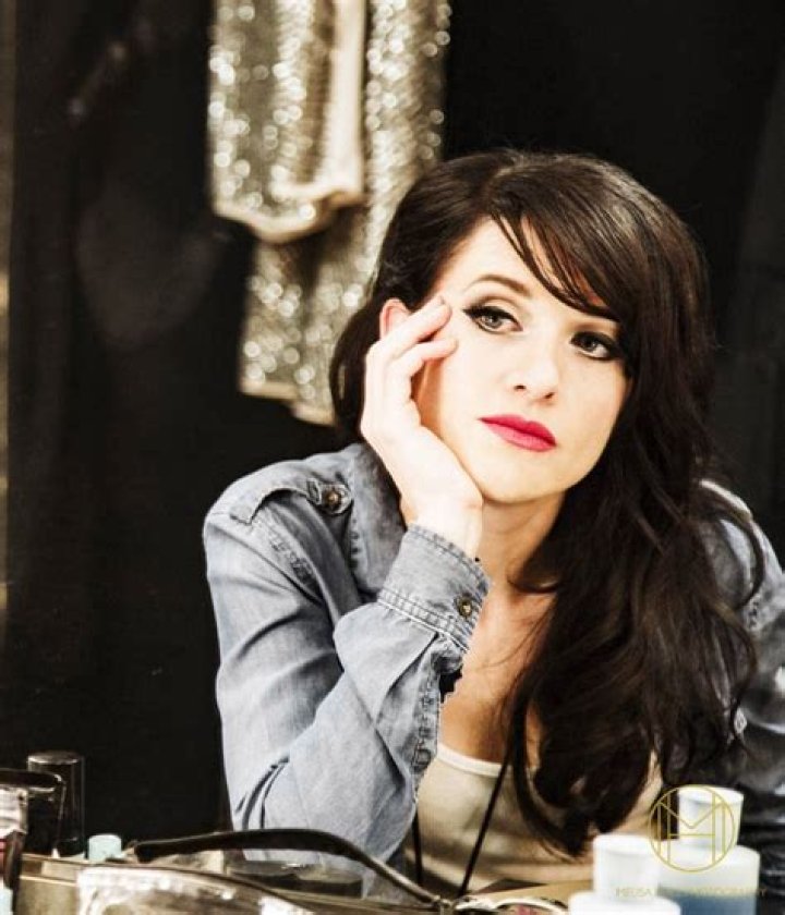 Lena Hall - Bio, Age, Wiki, Facts and Family