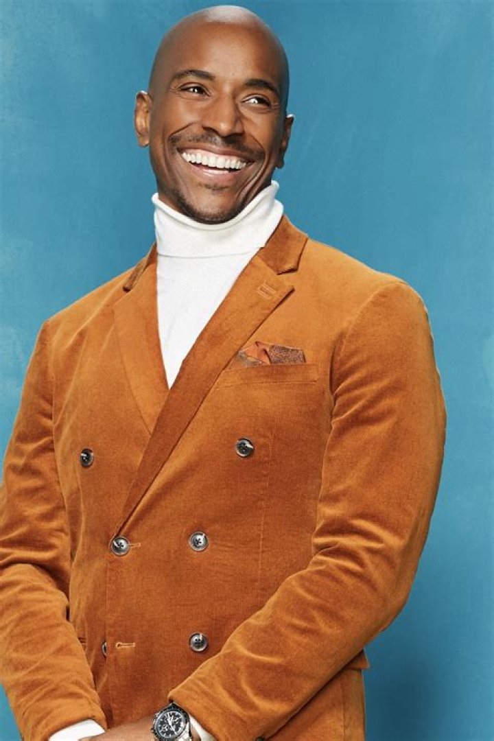 Leonard Robinson - Bio, Age, Wiki, Facts and Family