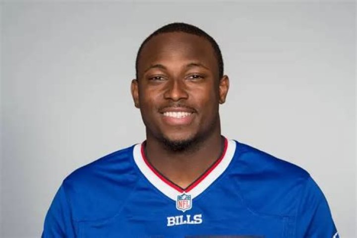 LeSean McCoy - Bio, Age, net worth, height, Wiki, Facts and Family