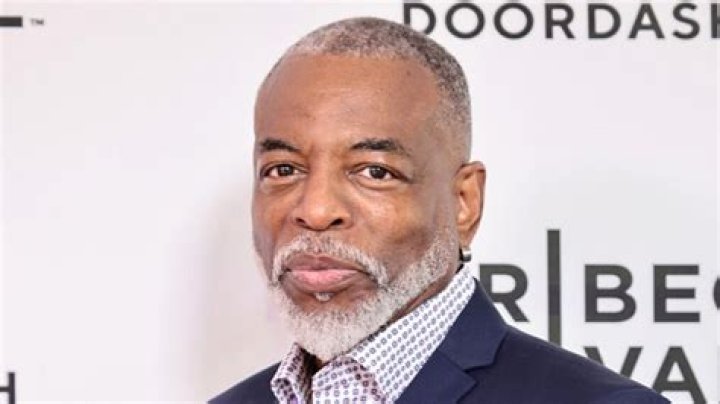 LeVar Burton - Bio, Age, net worth, height, Wiki, Facts and Family