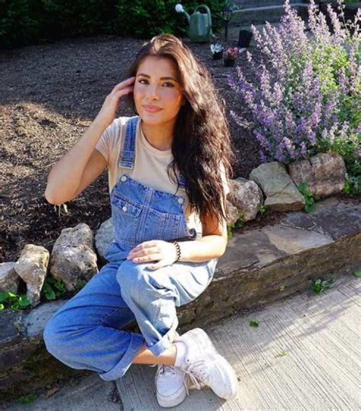 Lilliana Dee - Bio, Age, Wiki, Facts and Family