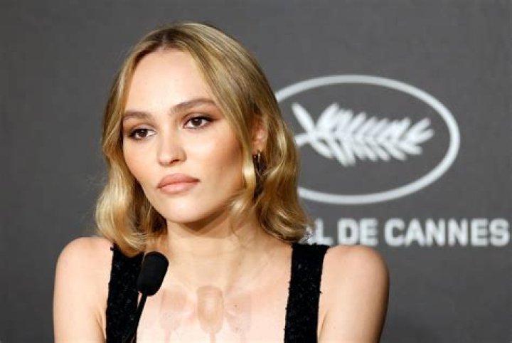 Lily Rose: Country Singer Detailed Bio, Age, Birthday, & Height Insights and more