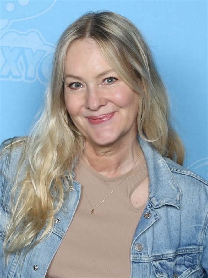 Linda Larkin - Bio, Age, Wiki, Facts and Family