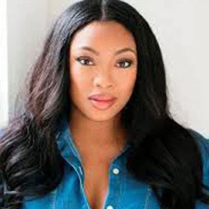 Liris Crosse - Bio, Age, Wiki, Facts and Family