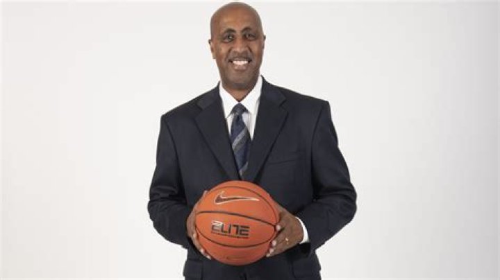Lorenzo Romar - Bio, Age, Wiki, Facts and Family