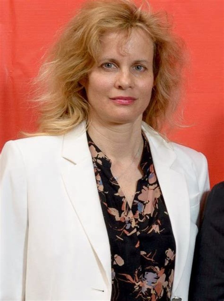 Lori Singer - Bio, Age, Wiki, Facts and Family
