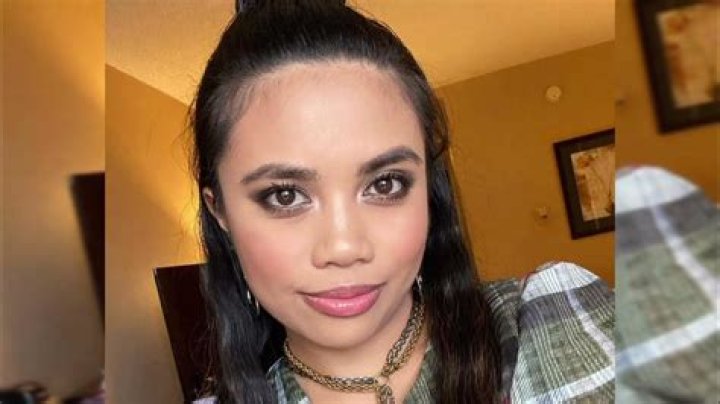 Louriza Tronco - Bio, Age, Wiki, Facts and Family