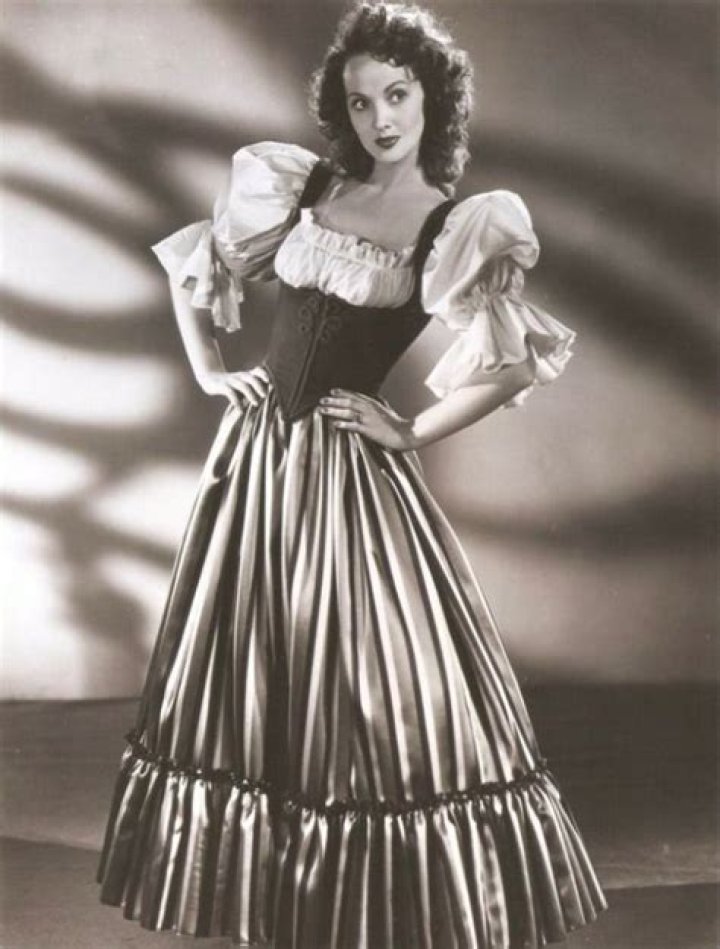 Lucille Bremer - Bio, Age, Wiki, Facts and Family