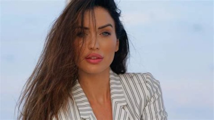 Lucinda Nicholas - Bio, Age, Wiki, Facts and Family