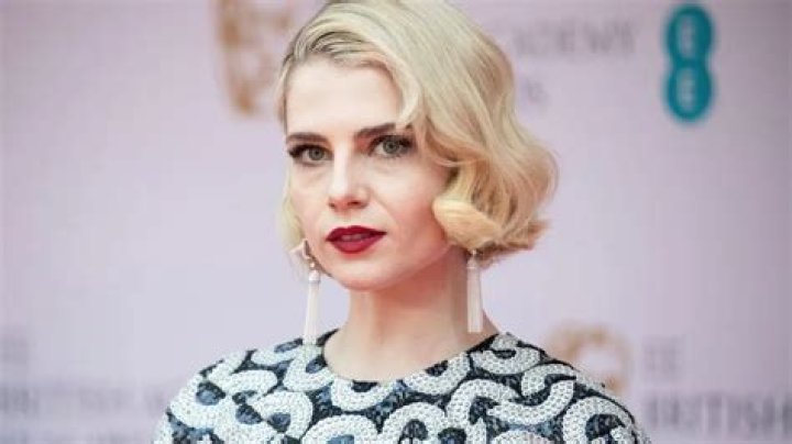 Lucy Boynton - Bio, Age, Wiki, Facts and Family
