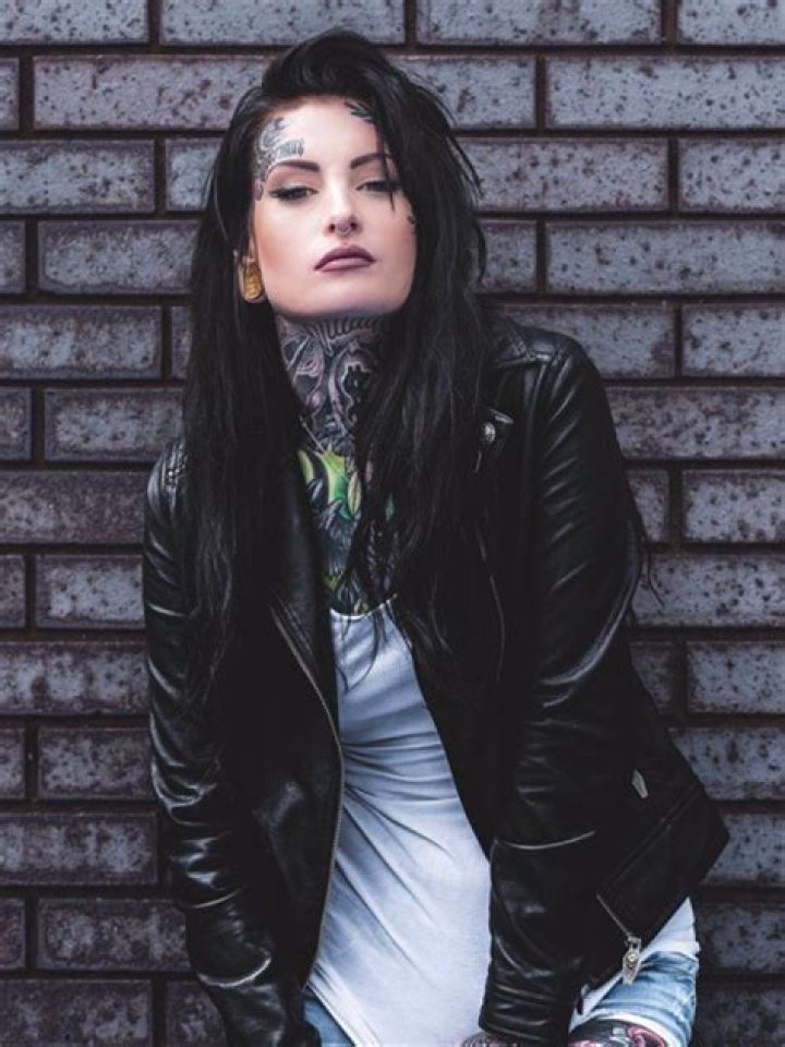 Lusy Logan - Bio, Age, Wiki, Facts and Family